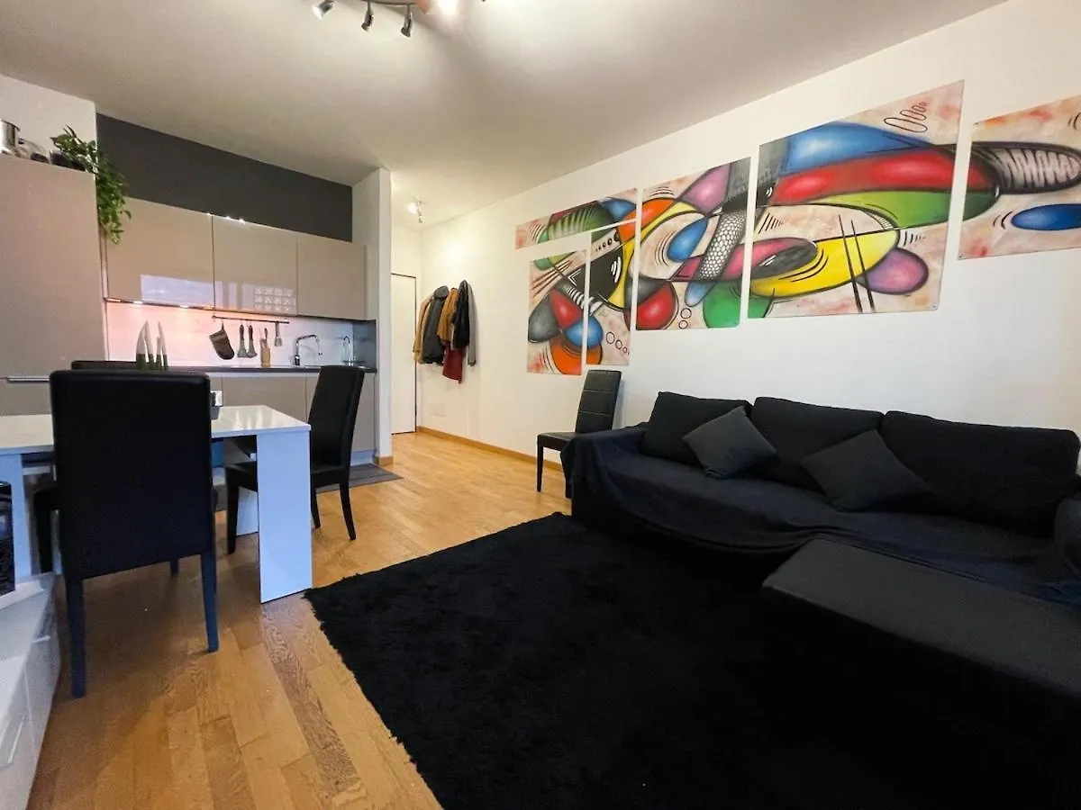 Elegant Panoramic Apartment With Jacuzzi Rome Italy
